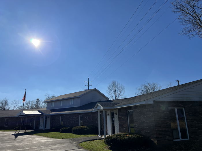 Wolverine Motel - Now Remax Nov 25 0004 (newer photo)